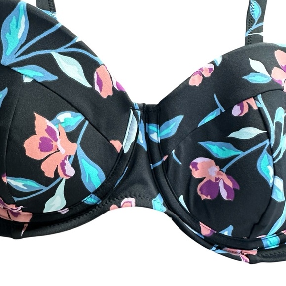 Lands End Floral Two-Piece Swim Suit, Bra 32DD, 34D, Pants Small - Picture 3 of 11